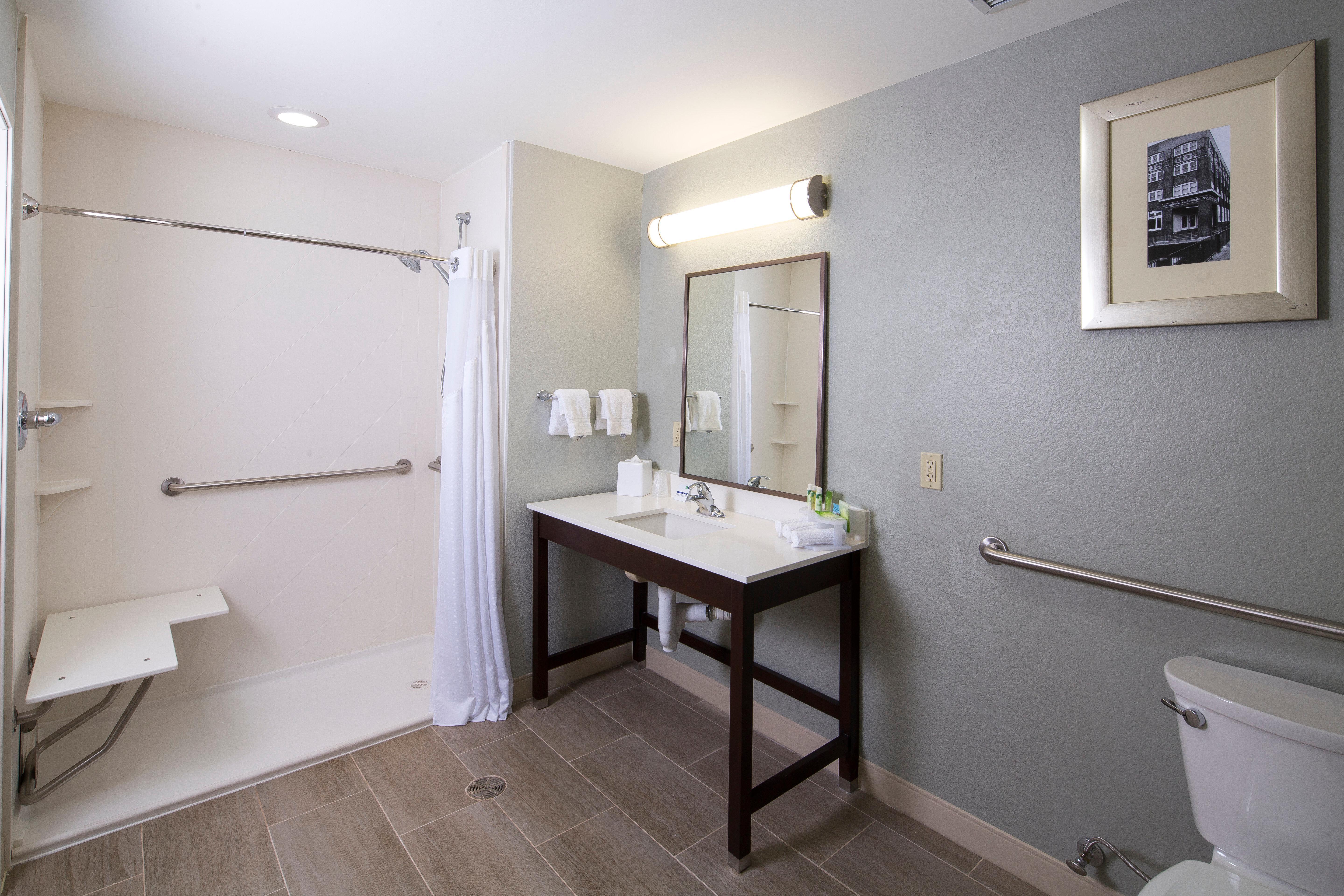 Holiday Inn Express & Suites Oklahoma City Downtown - Bricktown By Ihg מראה חיצוני תמונה